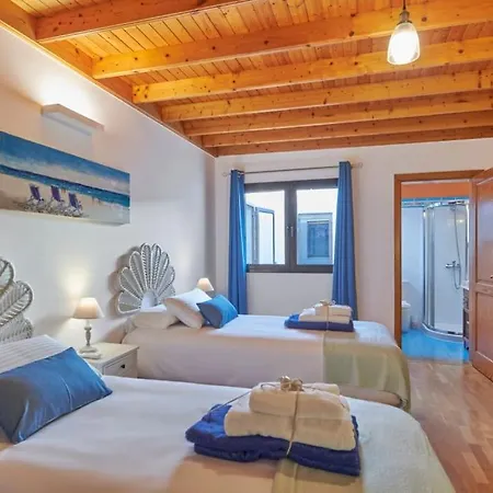 빌라 Casa Petra Peaceful & Private, Sea Views, Pool & Bbq *