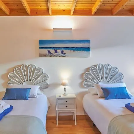 Casa Petra Peaceful & Private, Sea Views, Pool & Bbq 플라야블랑카