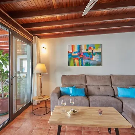 Casa Petra Peaceful & Private, Sea Views, Pool & Bbq * 플라야블랑카