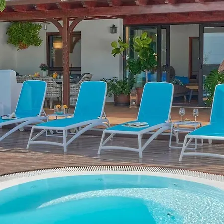 Casa Petra Peaceful & Private, Sea Views, Pool & Bbq ヴィラ