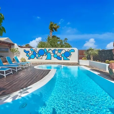 빌라 Casa Petra Peaceful & Private, Sea Views, Pool & Bbq 플라야블랑카