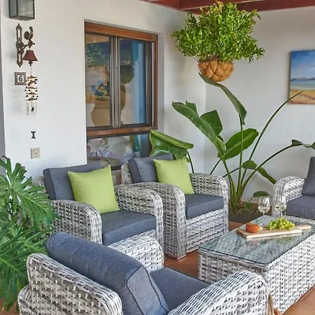 Casa Petra Peaceful & Private, Sea Views, Pool & Bbq فيلة بلايا بلانكا